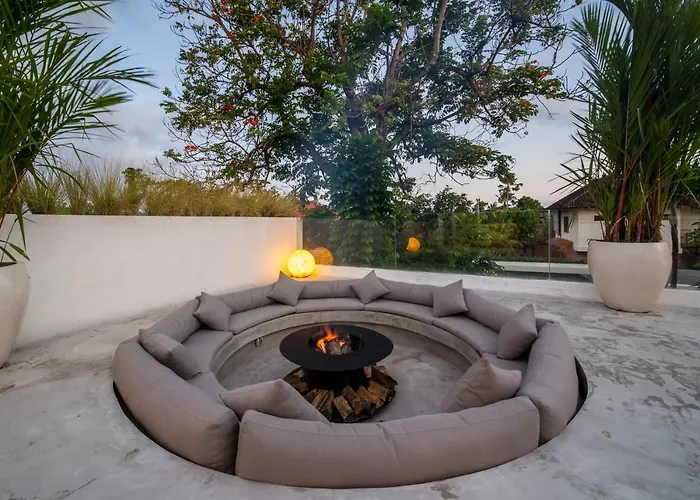فيلة Giraffe Seminyak, 4br Short Walk To Potato Head *