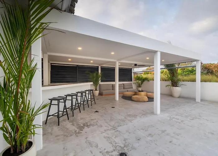 فيلة Giraffe Seminyak, 4br Short Walk To Potato Head سمينياك