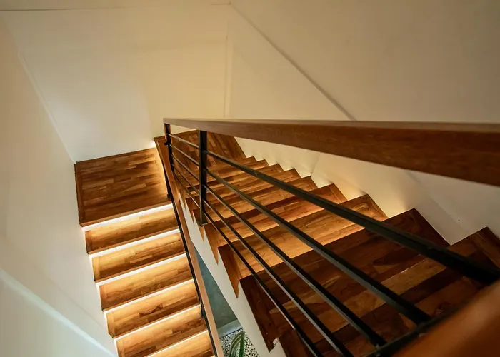 Giraffe Seminyak, 4br Short Walk To Potato Head *