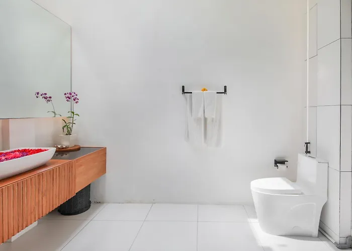 Giraffe Seminyak, 4br Short Walk To Potato Head * سمينياك