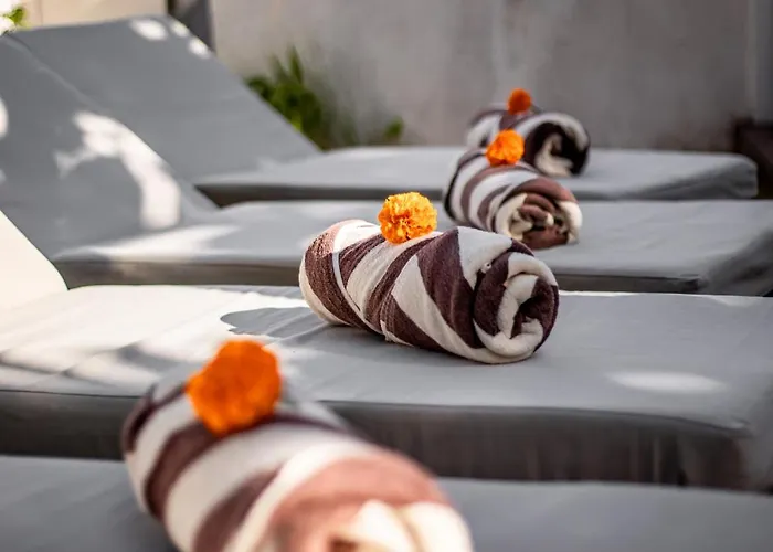 Giraffe Seminyak, 4br Short Walk To Potato Head سمينياك