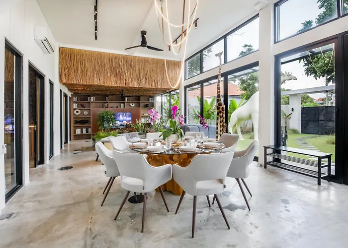 Giraffe Seminyak, 4br Short Walk To Potato Head *