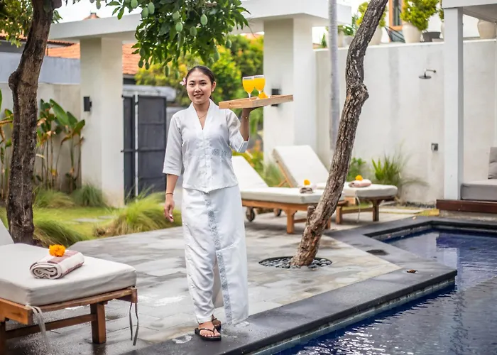 فيلة Giraffe Seminyak, 4br Short Walk To Potato Head *